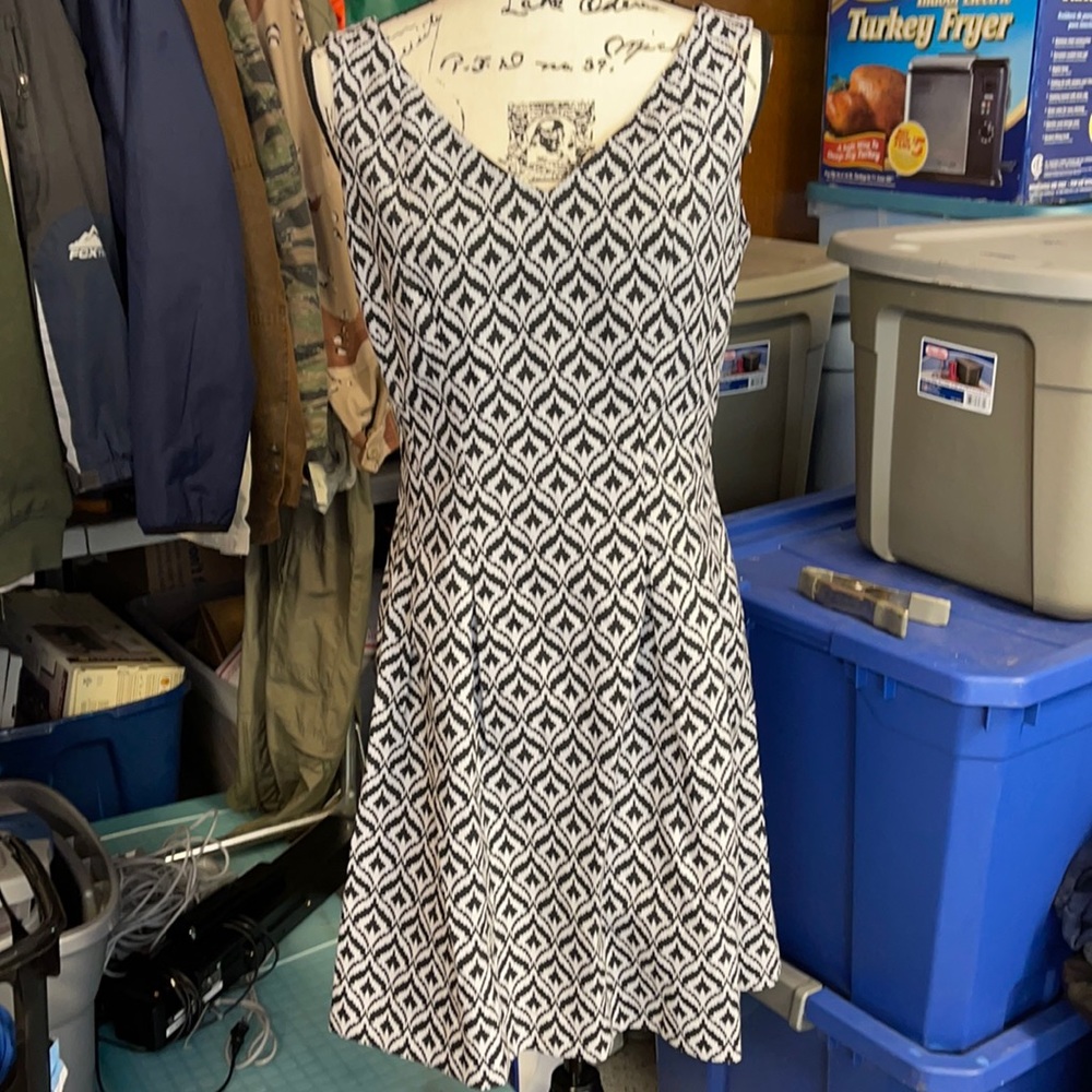 New York & Company black and white dress